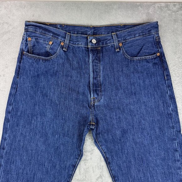 LEVIS 501xx Straight Leg Button Fly Mens Medium Wash Casual Denim Jeans 38x30 - Picture 4 of 9